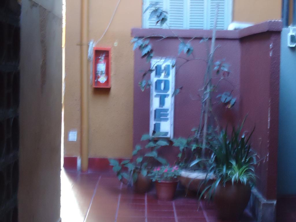 Hotel Apolo Santa Fe Buitenkant foto